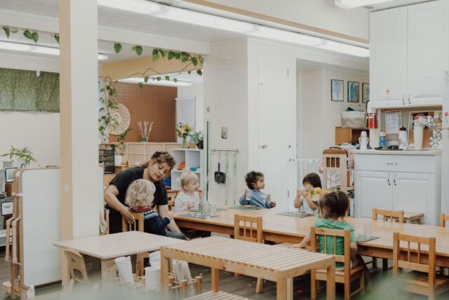Guides and toddlers in the Toddler House kitchen